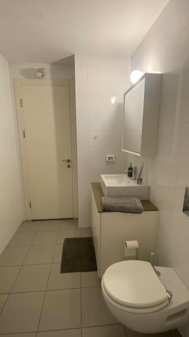 Laura Compound- Authentic 1 Bedroom Charming & Specious Tel Aviv-Jaffa Exterior foto