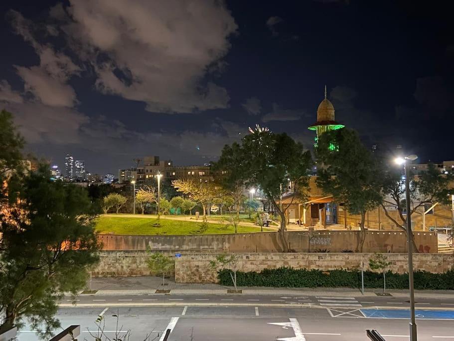 Laura Compound- Authentic 1 Bedroom Charming & Specious Tel Aviv-Jaffa Exterior foto