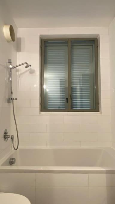 Laura Compound- Authentic 1 Bedroom Charming & Specious Tel Aviv-Jaffa Exterior foto